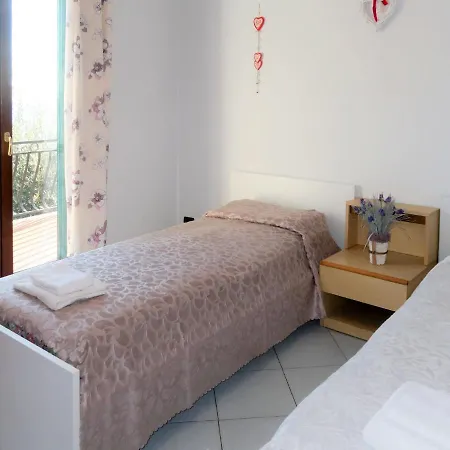 Tatil Evi Casa Tra Gli Ulivi 155s