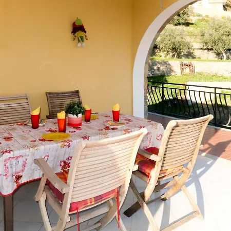Tatil Evi Casa Tra Gli Ulivi 155s